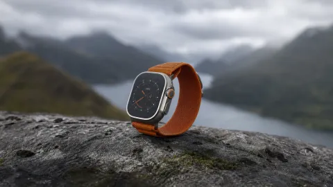 Apple Watch Ultra 4'te daha uzun pil ömrü bekleniyor haberi için görsel